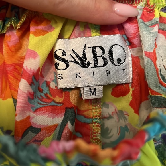 COPY - Super fun maxi skirt - Picture 3 of 4